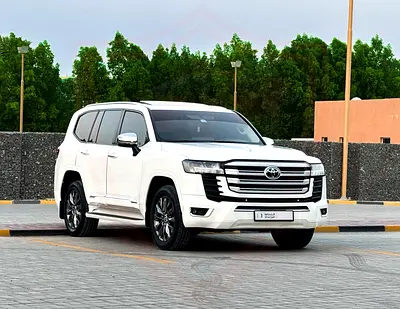 Toyota Land Cruiser | 3.5 L | 2022 | GCC | Accident-Free | In Excellent Condition | 3864 P.M