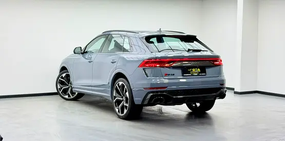 2021 AUDI RS Q8 照片 6