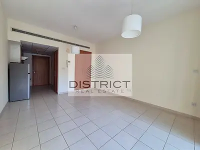 Vacant | Upgraded Kitchen | Chiller Free