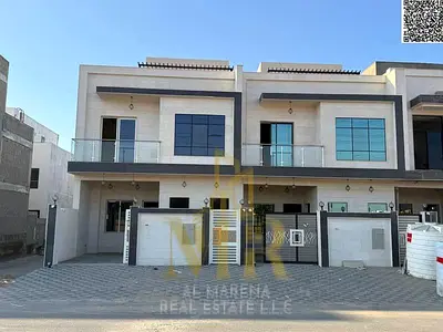 Villa in Al-Haliyo 2 (including registration and ownership fees), directly opposite Al-Zubair Street, two floors and a roof, freehold ownership.