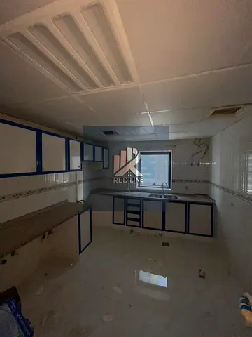 3 Bedroom Apartment for Rent Red Line Real Estate is pleased to offer a spacious 3-bedroom apartment with a large living area, ideal for families