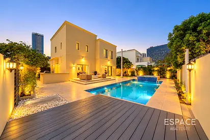 Immaculate | Opposite The Pool | Upgraded