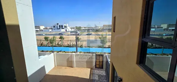 4 bed/ ready to move/new /all masters