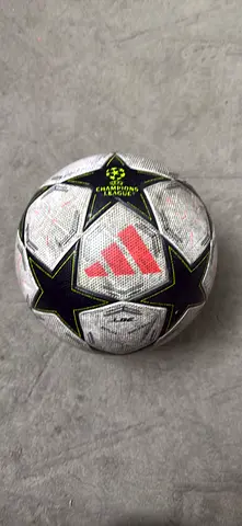 Adidas ucl matchball football