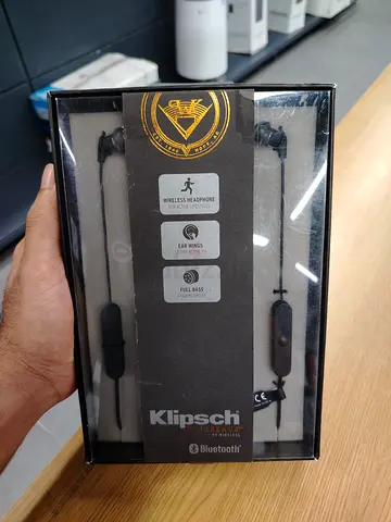 Bluetooth headphones