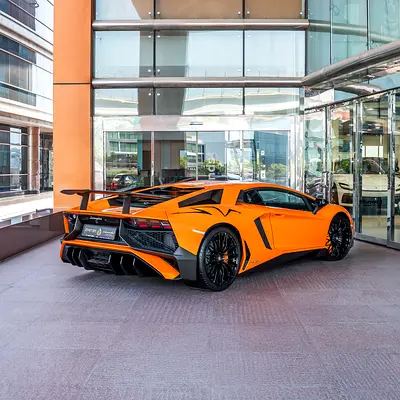 2017 Lamborghini AVENTADOR photo 2