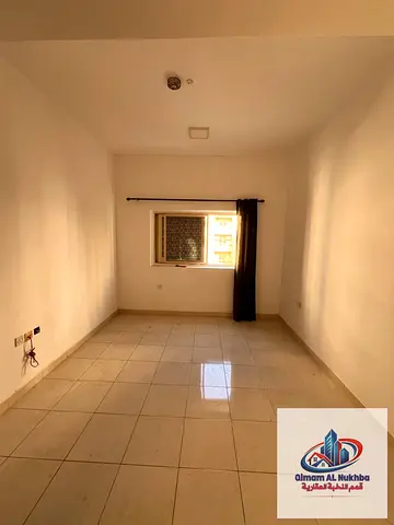 1BR in Al Nabba, central A/C & gas, family building, free maintenance, ready to move in, near services, transport & Clock Roundabout.