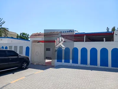 بيت للايجار الشارقه منطقه الغافيه مجلس وصاله بحمام غرفه بحمام غرفتين بحمام مطبخ خارجي غرفه خادم حمام خارجي صاله خارجيه السعر 85.000 التامين 10% الدفع