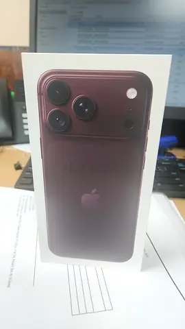 iPhone 18 Pro max (boxed) - Burgundy