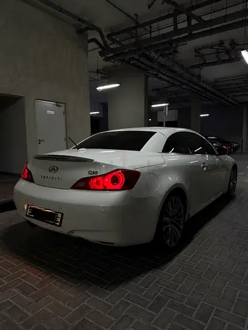 2015 Infiniti Q60 Sport GCC Specs