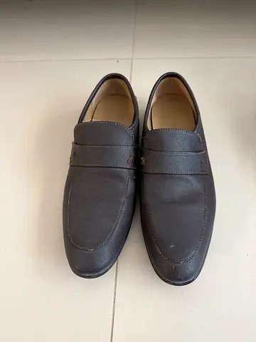 Men formal shoes (size 40)