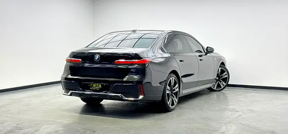 صورة 6 لـ 2023 BMW 7-SERIES