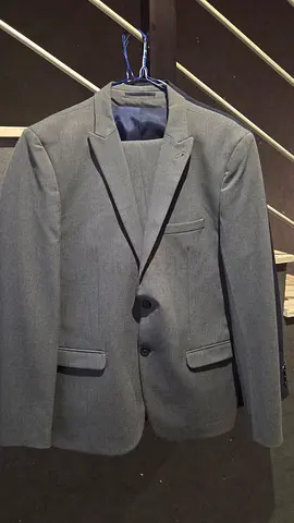 Grey Men's Blazer / Suit Jacket - Size Approx Medium