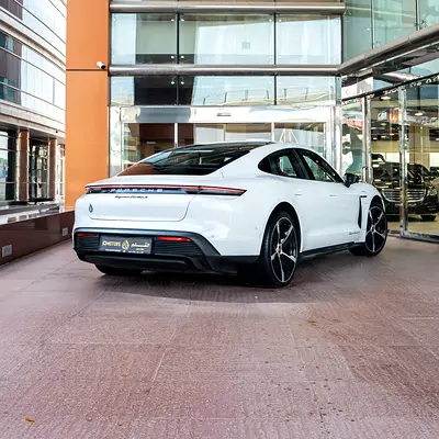 2020 Porsche TAYCAN — фото 2