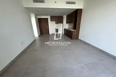 Vacant | Prime Location | Spacious Layout