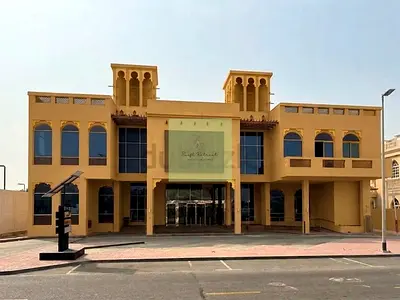 FULL MALL BUILDING FOR RENT IN JUMEIRAH 2