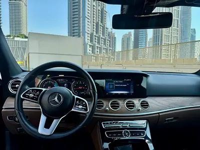 2019 Mercedes-BENZ E-CLASS 照片 5
