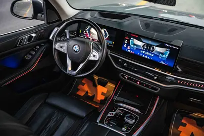 2024 BMW X7 — миниатюра 17