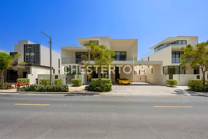 Huge Layout | Lake View | Pool Option