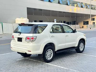صورة 6 لـ 2012 Toyota FORTUNER