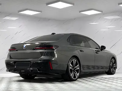 صورة 5 لـ 2023 BMW 7-SERIES