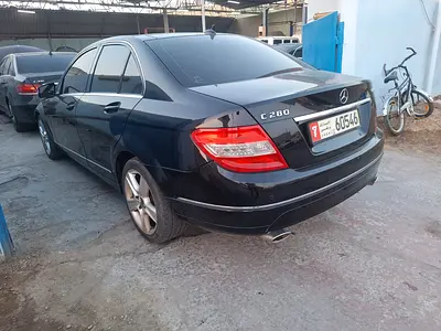 Mercedes-Benz C-Class 2009 GCC Specs Well Maintained Sedan