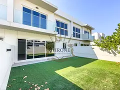 4BR + M TH | End Unit | Vacant