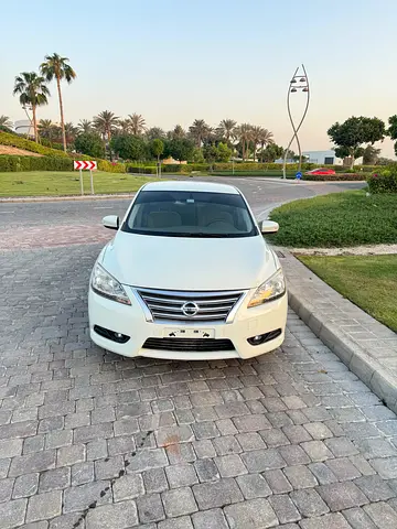 2013 Nissan SENTRA 照片 8