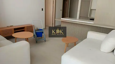 1BR + Laundry | High Floor | Spacious Unit
