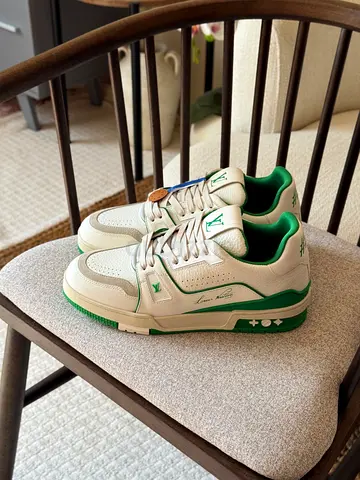 LV shoes for men