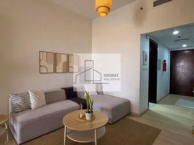 Upgraded Furnished High Floor Golf View Studio