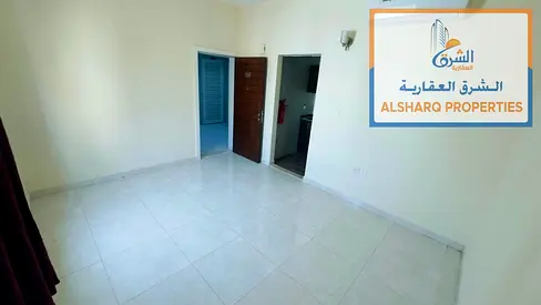 استديو واسع مطبخ شبه ىمنفصل تكيف اسبليت موقع متميز قريب من كل الخدمات الصيانه علي المالك