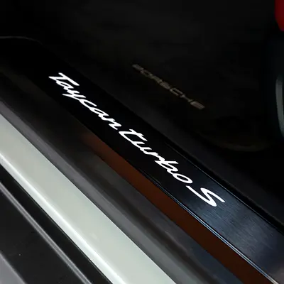 صورة مصغرة 13 لـ 2020 Porsche TAYCAN