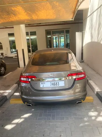 صورة مصغرة 13 لـ 2009 Jaguar XF