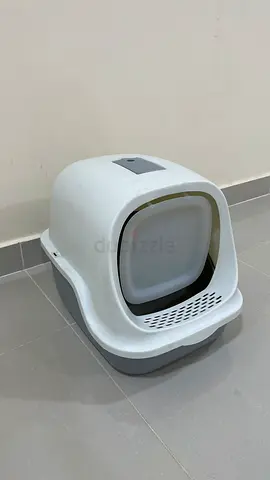 Cat litter box