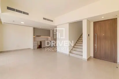 Single Row | Green Belt Backing | Emaar Community