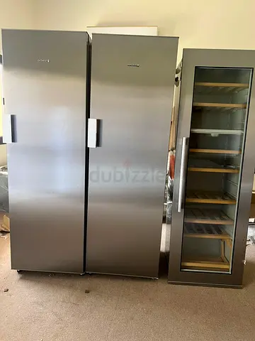 De-Dutch built-in fridge separate freezer/wine fridge
