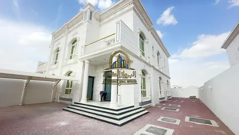 Spacious 5BHK Villa With Separate Majlis | All Master Bedrooms | AED 160k