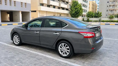 2013 Nissan SENTRA 照片 2