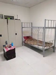 Bed space available for Executive bachelors in UAQ (Al MAQTA street)