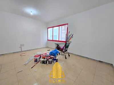 Spacious 2 Bedroom With Balcony & Closed Kitchen