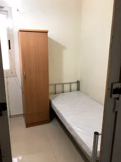📢 Room for Rent – Deira (Hor Al Anz)