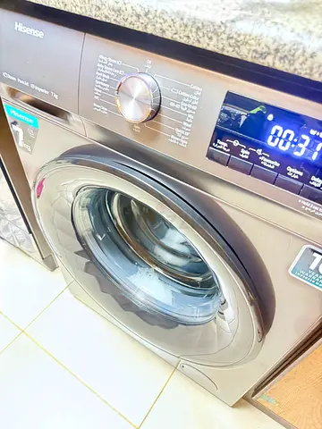 Hisense 7kg front load washing machine- excellent condition