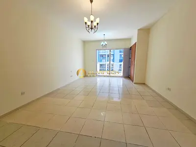 Unfurnished | Big layout | Near Park | Near Mall