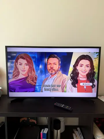 Samsung 40” T5300 Full HD Smart TV – Excellent Condition