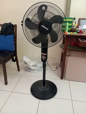 Geepas Pedestal Standing Fan