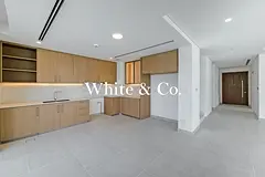 Single row | Brand new | Corner plot unit