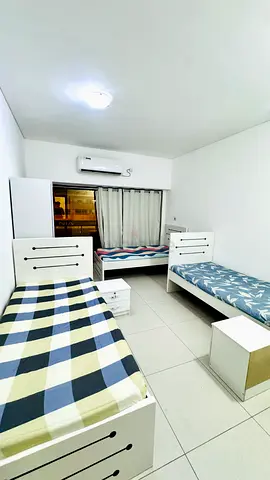 AWESOME INDIAN EXECUTIVE MALE BED-SPACE AVAILABLE WITH ALL FACILITIES