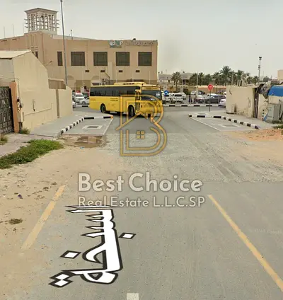 • GCC Ownership • Prime location near major roads • Suitable for building a residential home An excellent opportunity to own land and build a home in