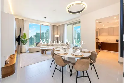 Corner Unit | Dual Views | Large Layout